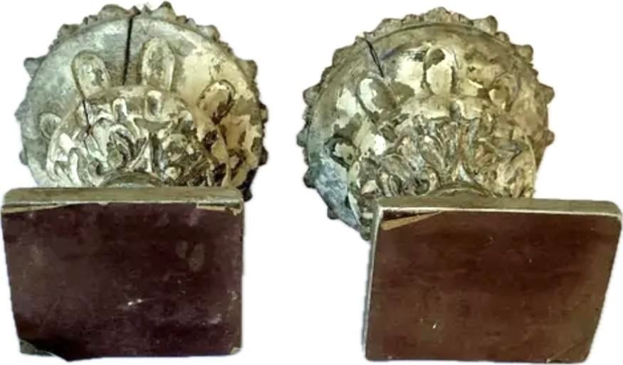 19th Century Italian Neoclassical Wooden Urns/Finials, a Pair - 11