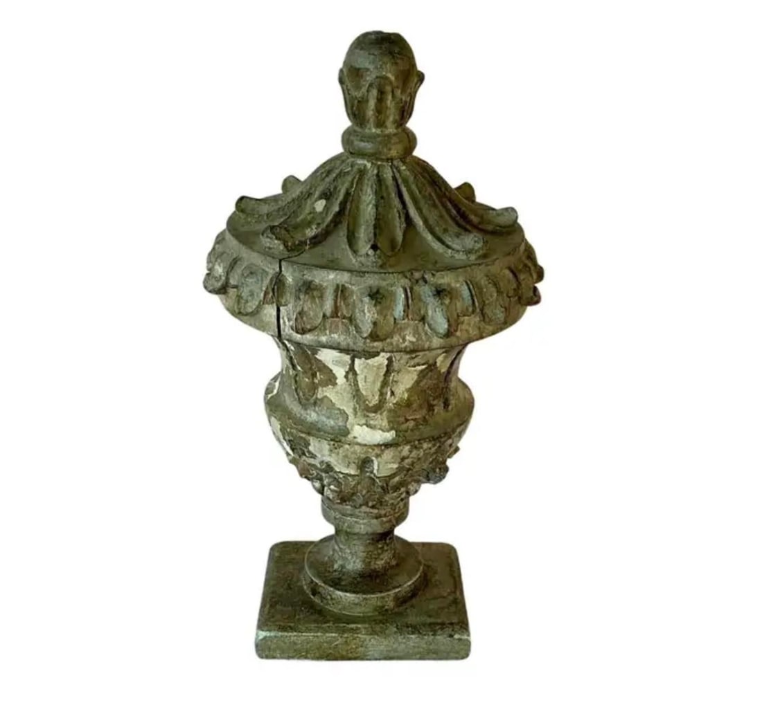 19th Century Italian Neoclassical Wooden Urns/Finials, a Pair - 8