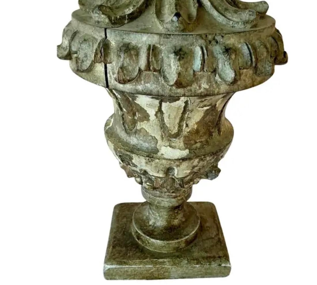 19th Century Italian Neoclassical Wooden Urns/Finials, a Pair - 9