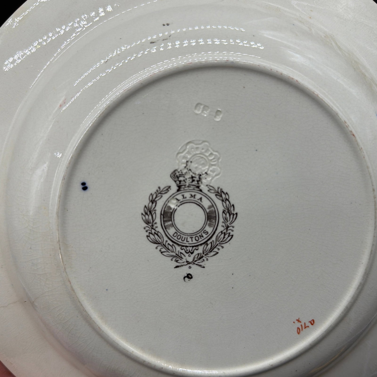 A Set of 4 Antique Doulton's Alma Pattern Soup Plates, Circa 1880's - 10