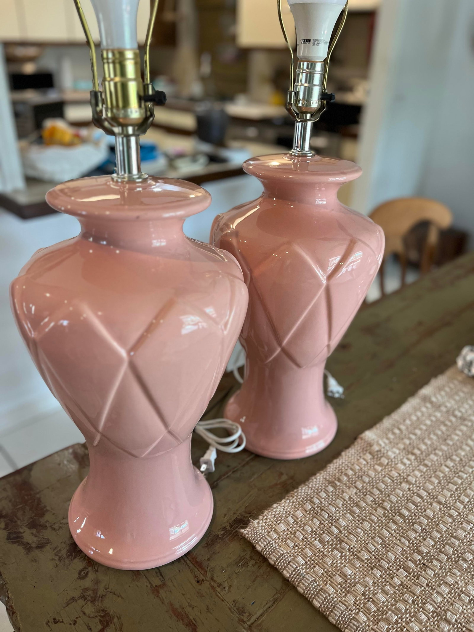 Pair of Vintage Blush Pink Ceramic Diamond Pattern Table Lamps With Three Settings/No Shades - 10