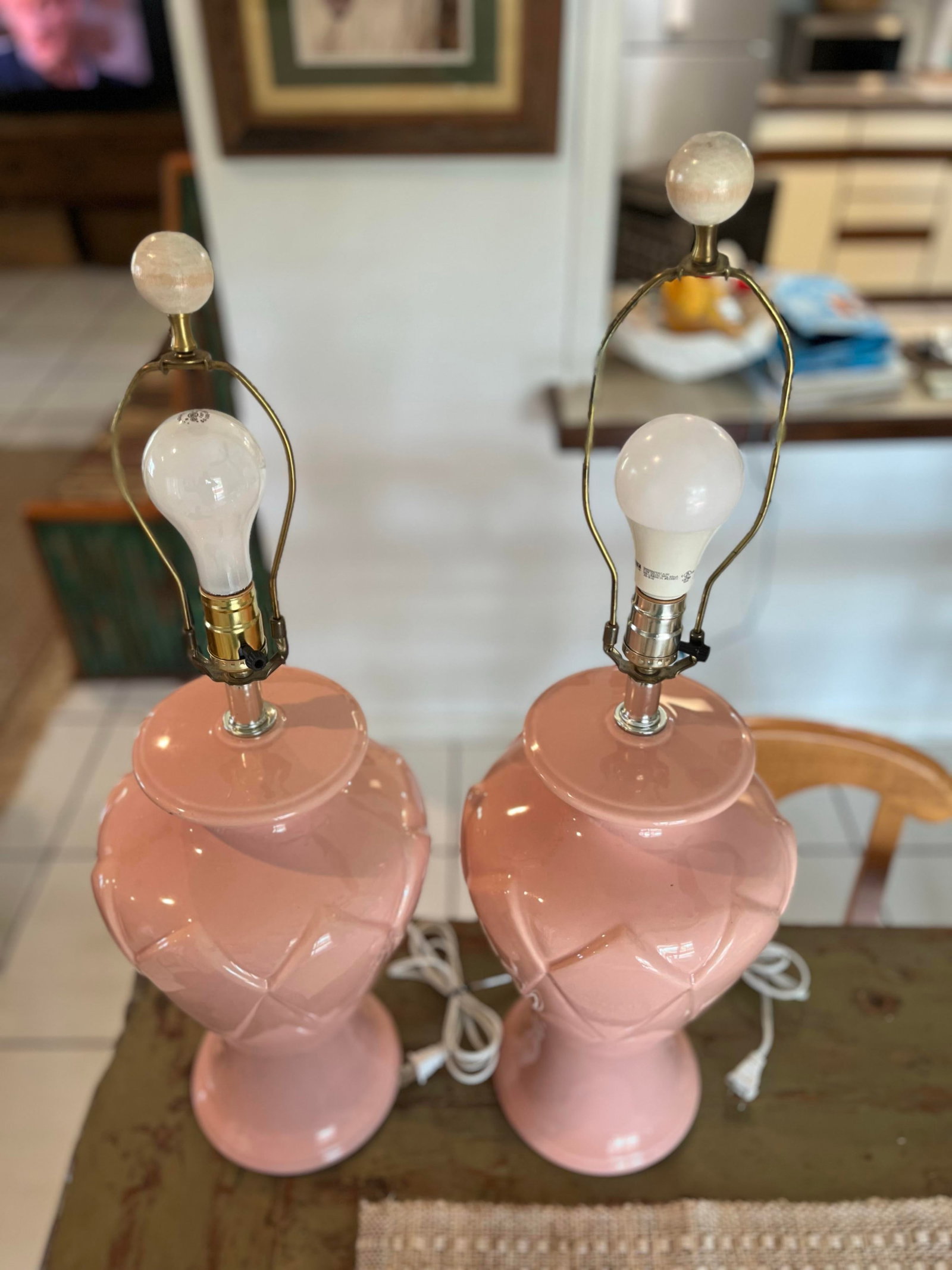Pair of Vintage Blush Pink Ceramic Diamond Pattern Table Lamps With Three Settings/No Shades - 11