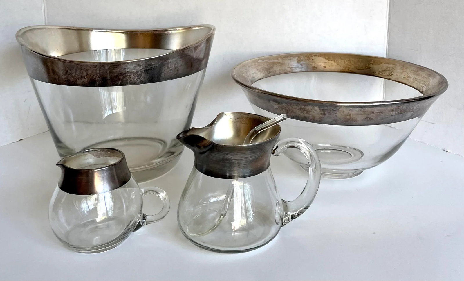 1950's Dorothy Thorpe Silver Band Glass Serving Set - Set of 5 - 8