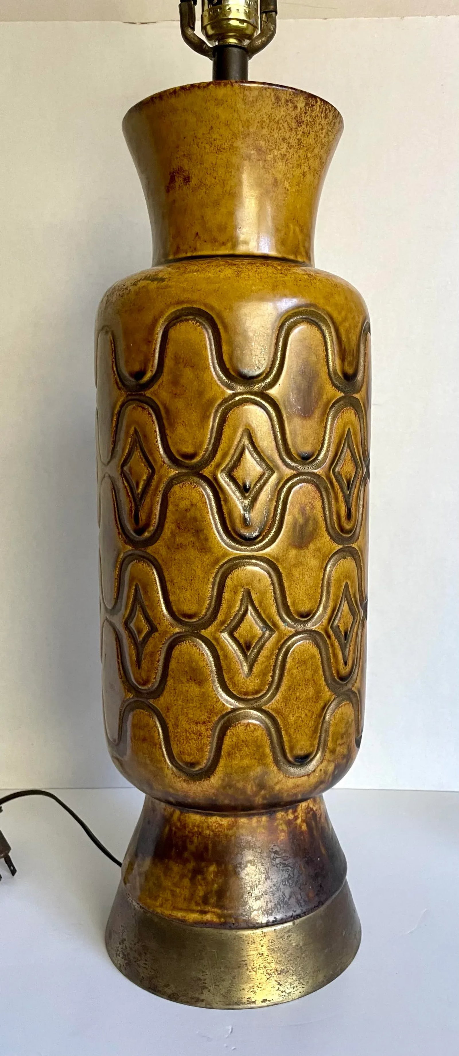 1960s Mid-Century Modern Ceramic Glazed Pottery Lamp - 2