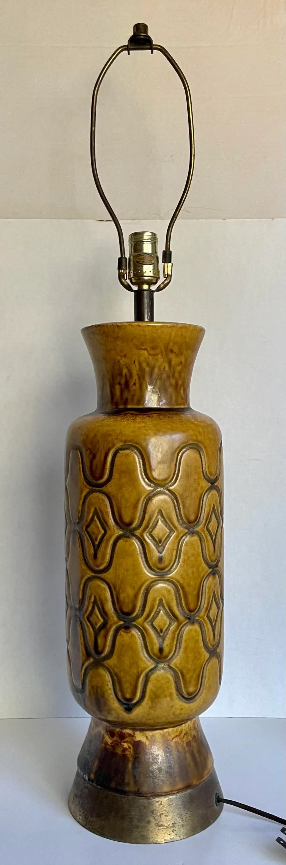 1960s Mid-Century Modern Ceramic Glazed Pottery Lamp - 8