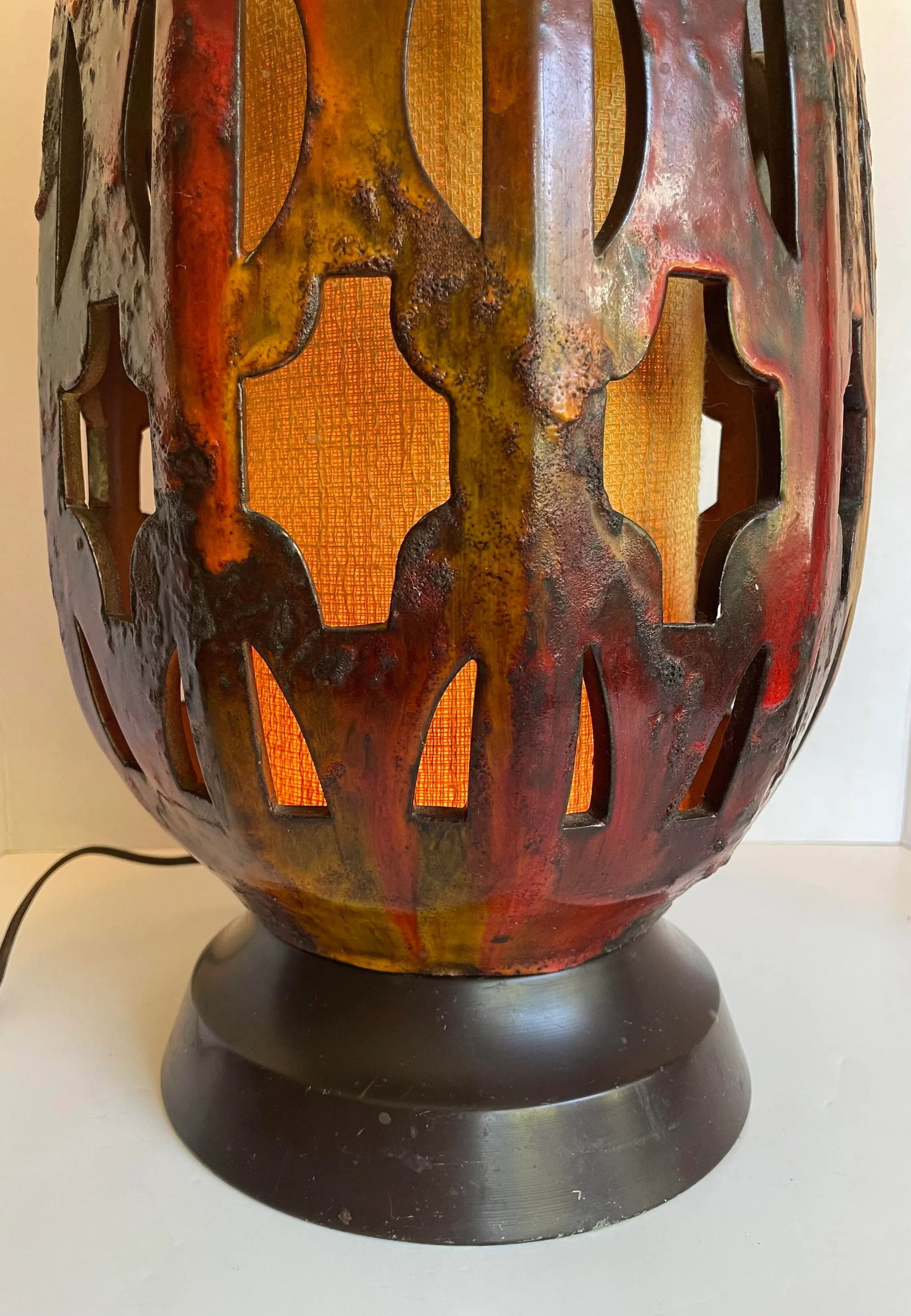 1960s Mid-Century Modern Ceramic Glazed Pottery Lava Table Lamp - 10