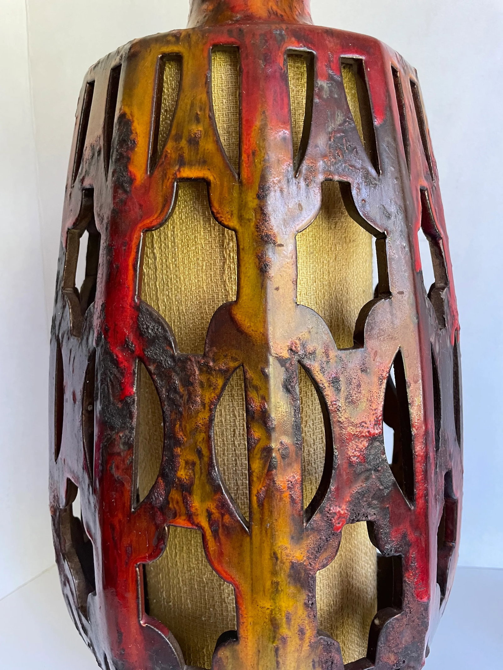 1960s Mid-Century Modern Ceramic Glazed Pottery Lava Table Lamp - 9