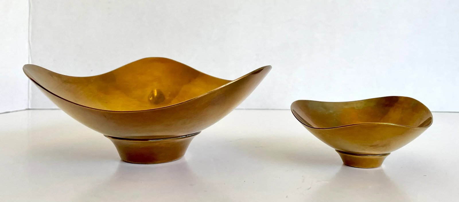 1960s Pair of Raymor Organically Shaped Brass Finger Trinket Bowls - 5