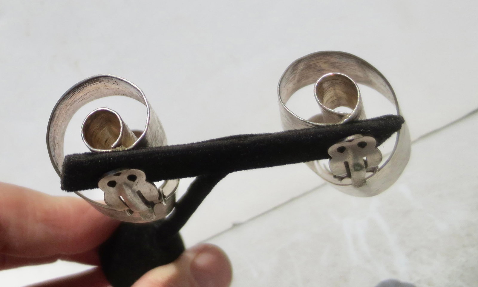 Brutalist Silver Metal Clip-on Earrings - 3