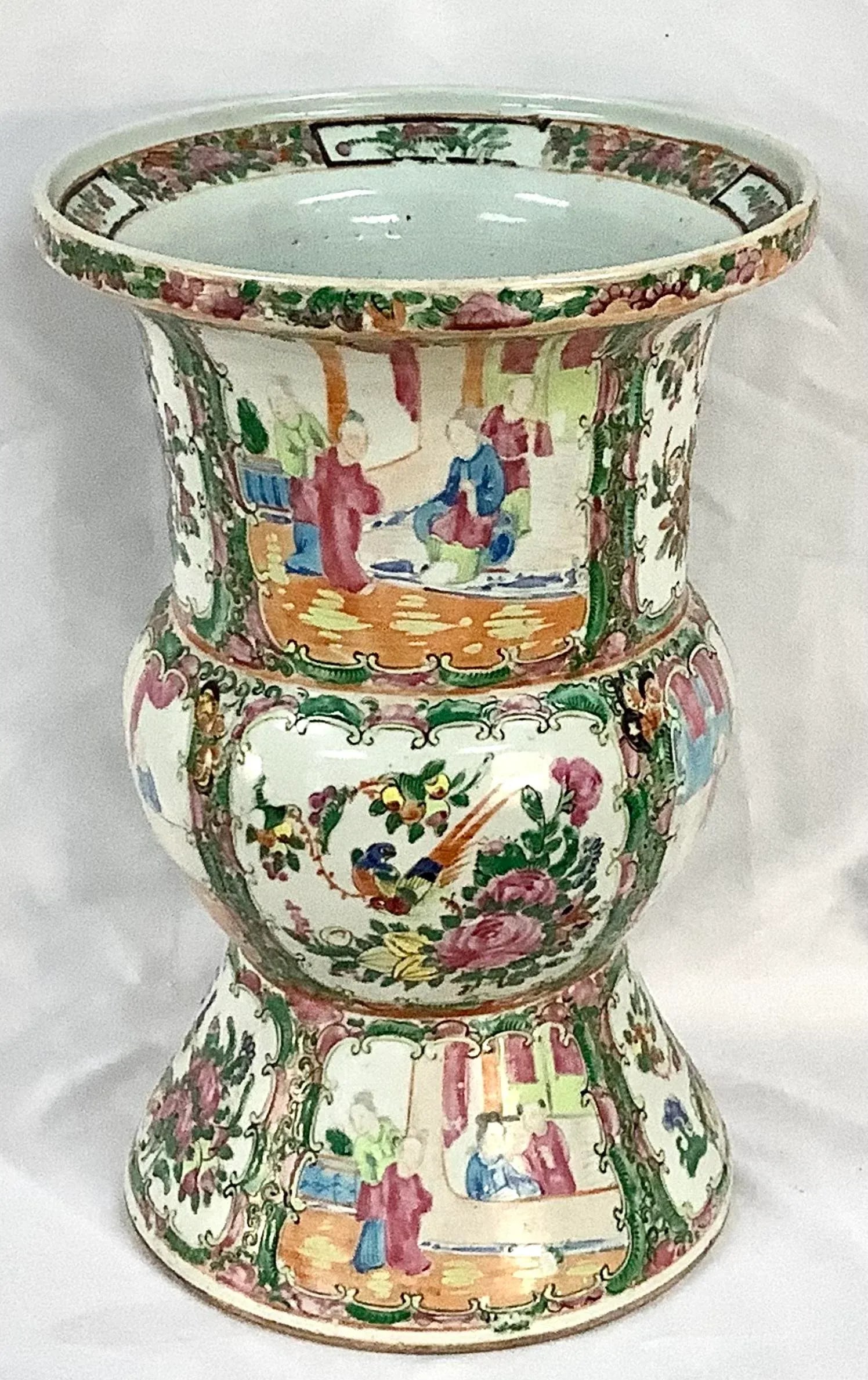 19th Century Chinese Export Rose Medallion Porcelain Vase - 8