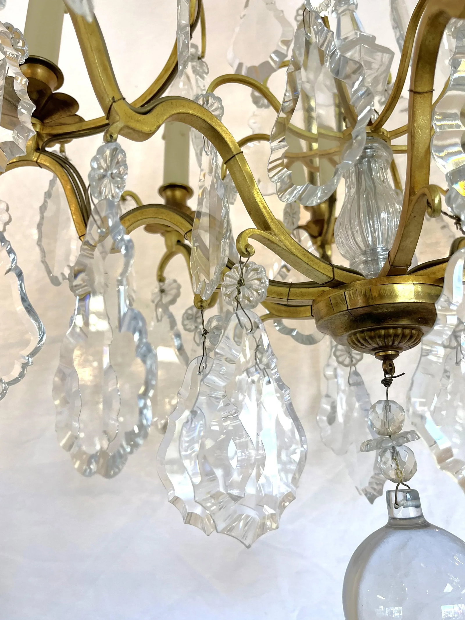 Early 1900's French Louis Xv Style Brass and Crystal Pendeloques 8-Light Chandelier - 12