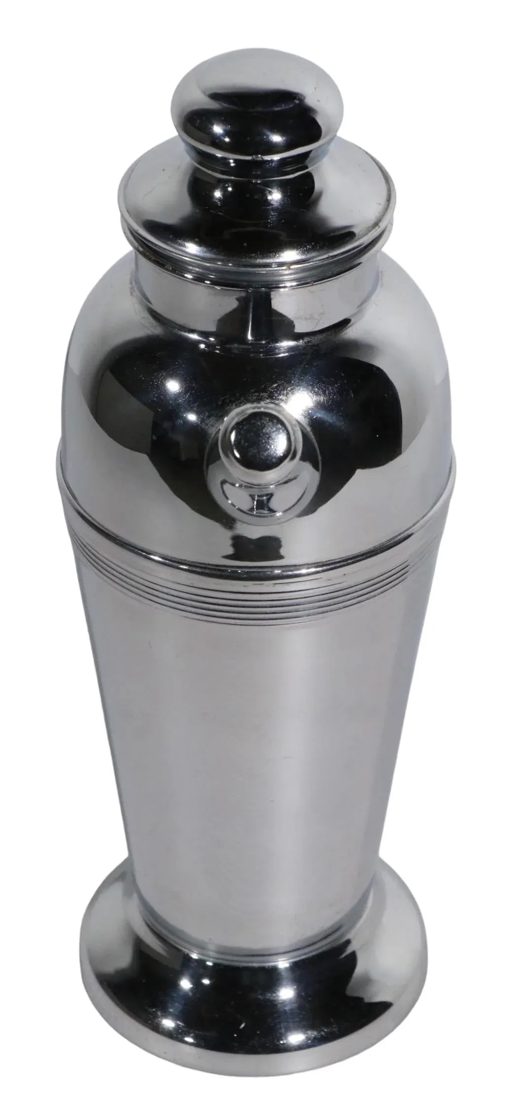Art Deco Chrome Cocktail Shaker With Red Bakelite Handle by Keystoneware - 5