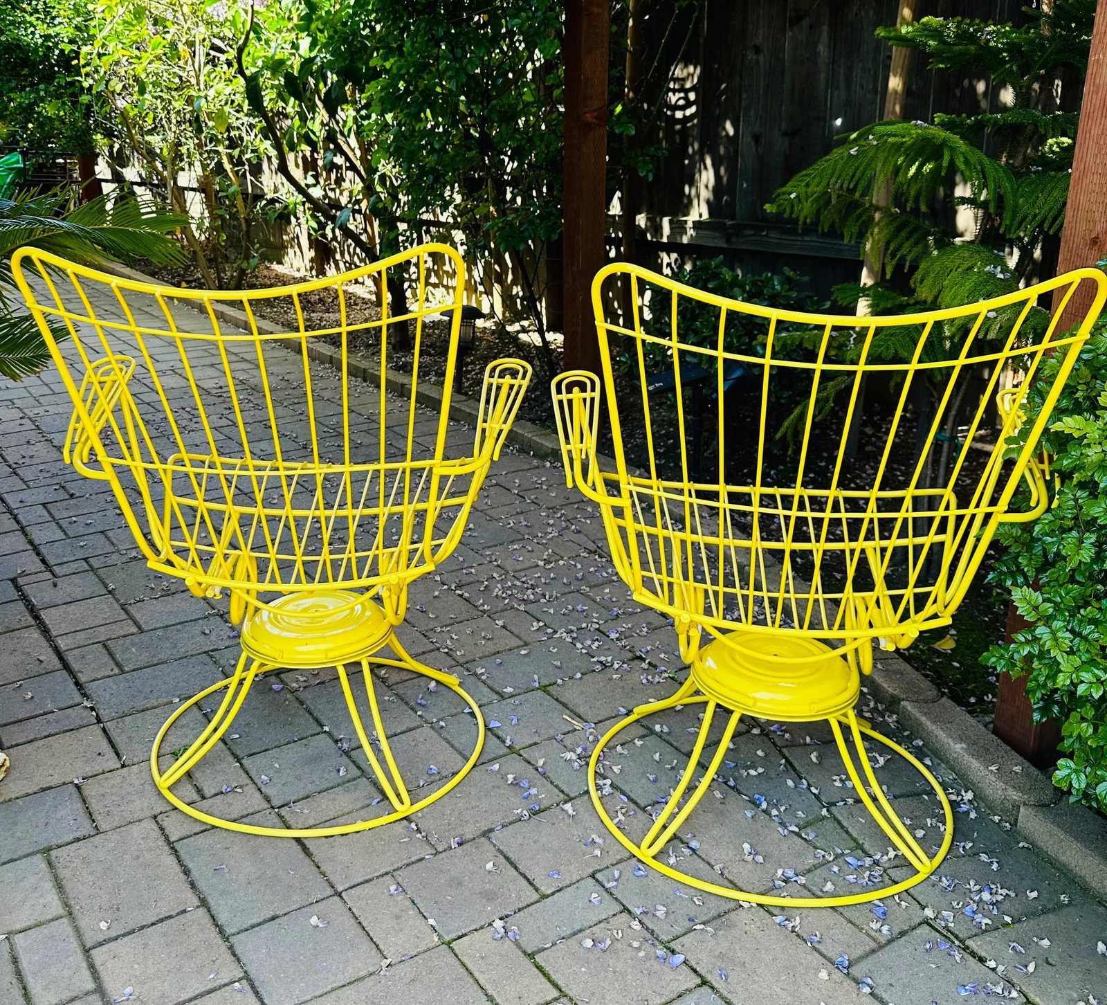 Mid-Century Homecrest Metal Wire Rocker Swivel Chairs - a Pair - 8