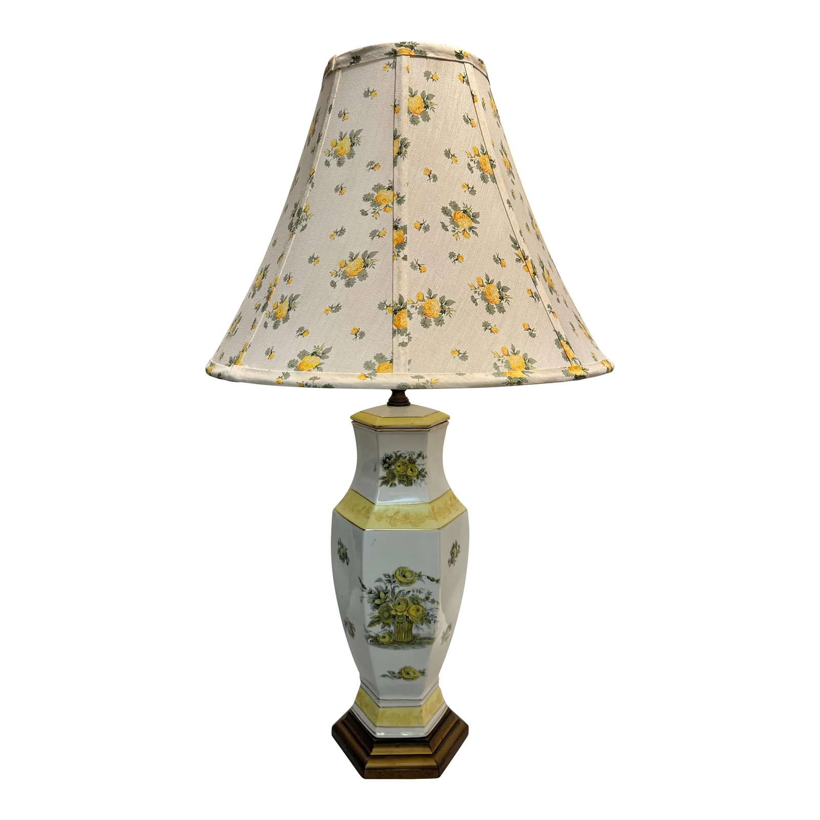 Vintage Chinoiserie Dorothy Draper Style Porcelain Urn Shape Table Lamp With Yellow Roses & Shade: We'd love to share this beautiful vintage mid-century table lamp with you. There is no makers mark. However it embodies the elegance of the Dorothy Draper style, featuring a stunning urn shape