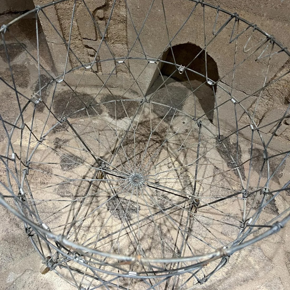 Antique Wire Laundry Basket Wheeled Collapsible - 6