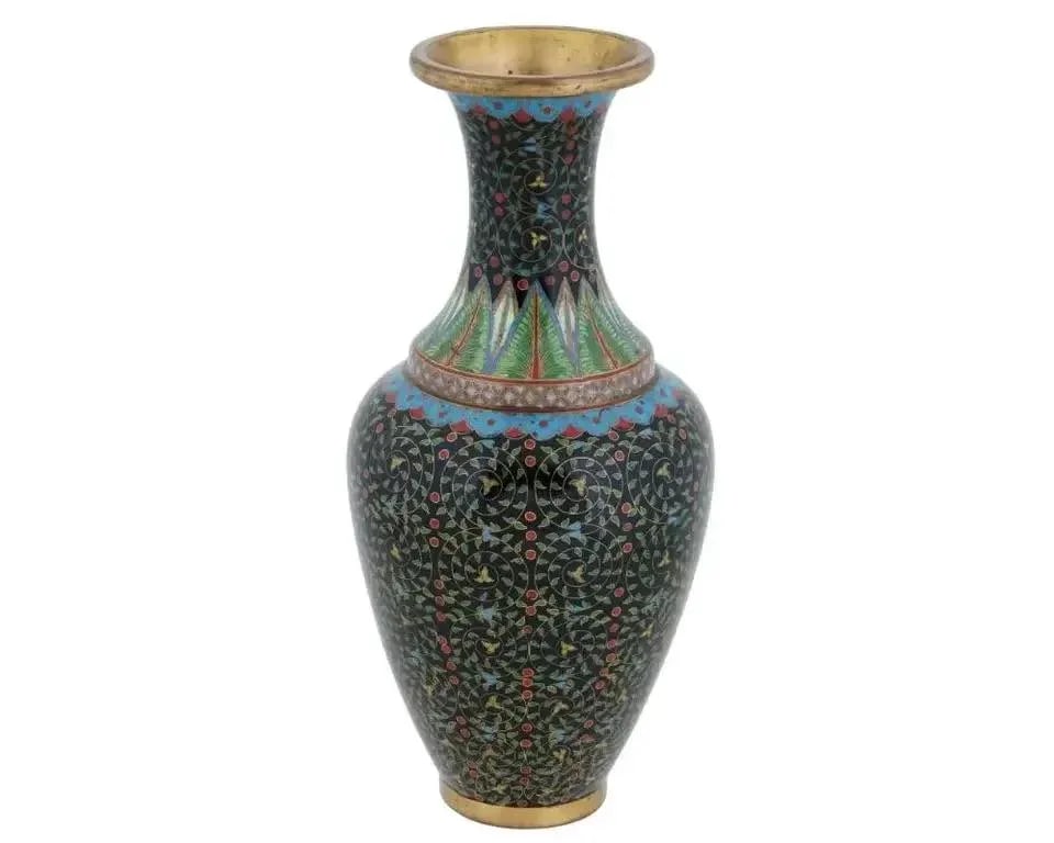 Early 20th Century Chinese Cloisonne Enamel Brass Vase With Foliage Motif - 3