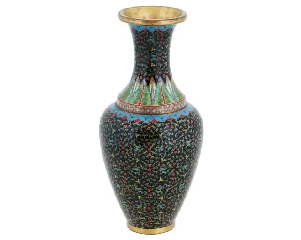 Early 20th Century Chinese Cloisonne Enamel Brass Vase With Foliage Motif - 5