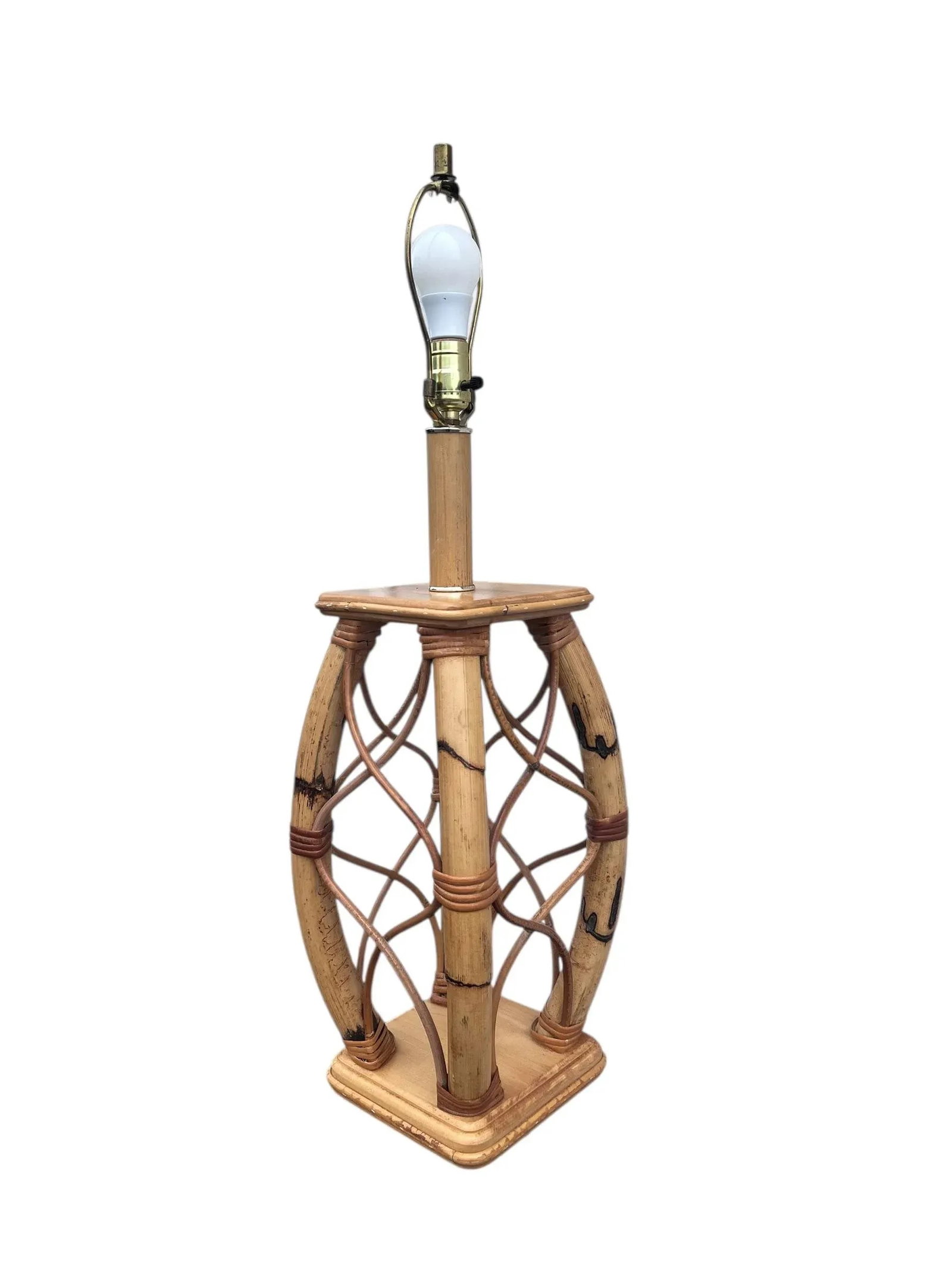 Vintage Mid Century Modern Rattan Bentwood Table Lamp - 5