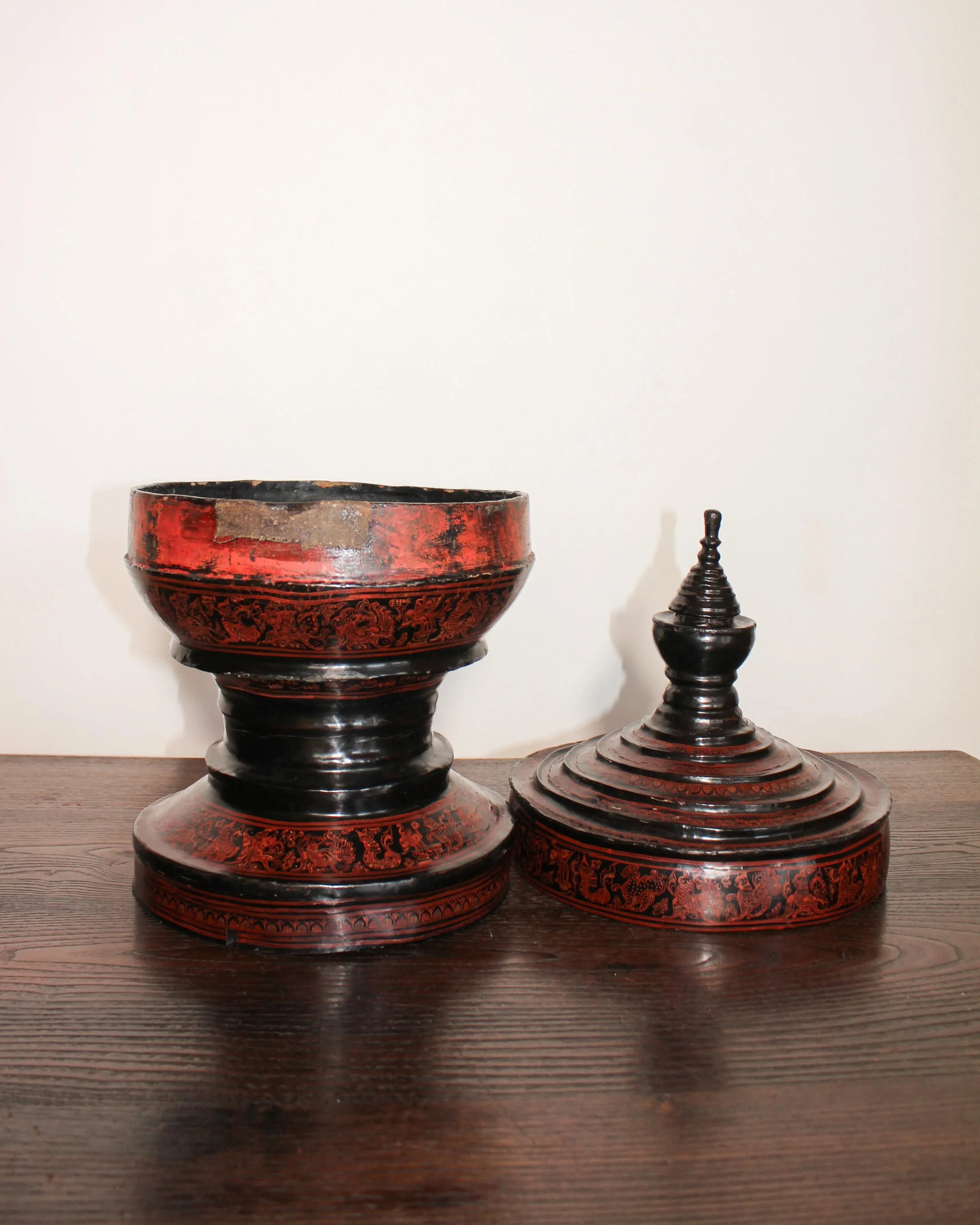 19th Century Black Lacquered Burmese Offering Vessel - 2