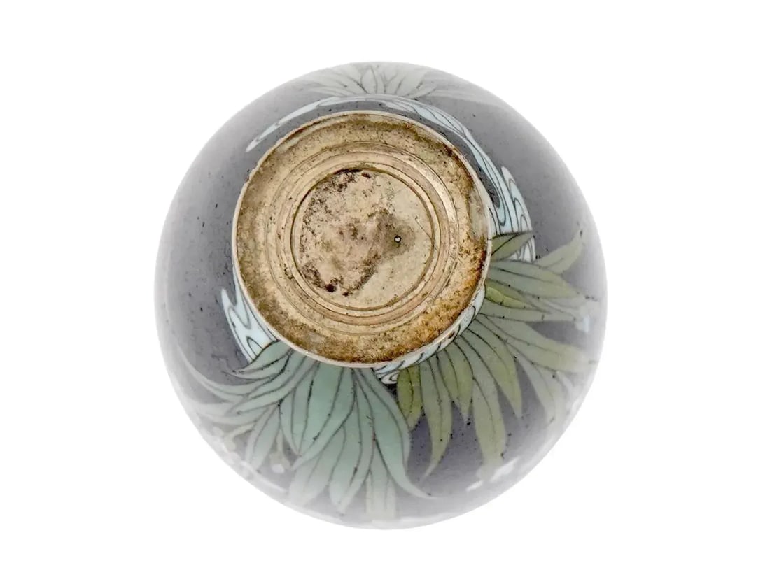 Late 19th Century Exquisite Meiji Japanese Cloisonne Silver Wire Vase Irises on Karakusa - 3