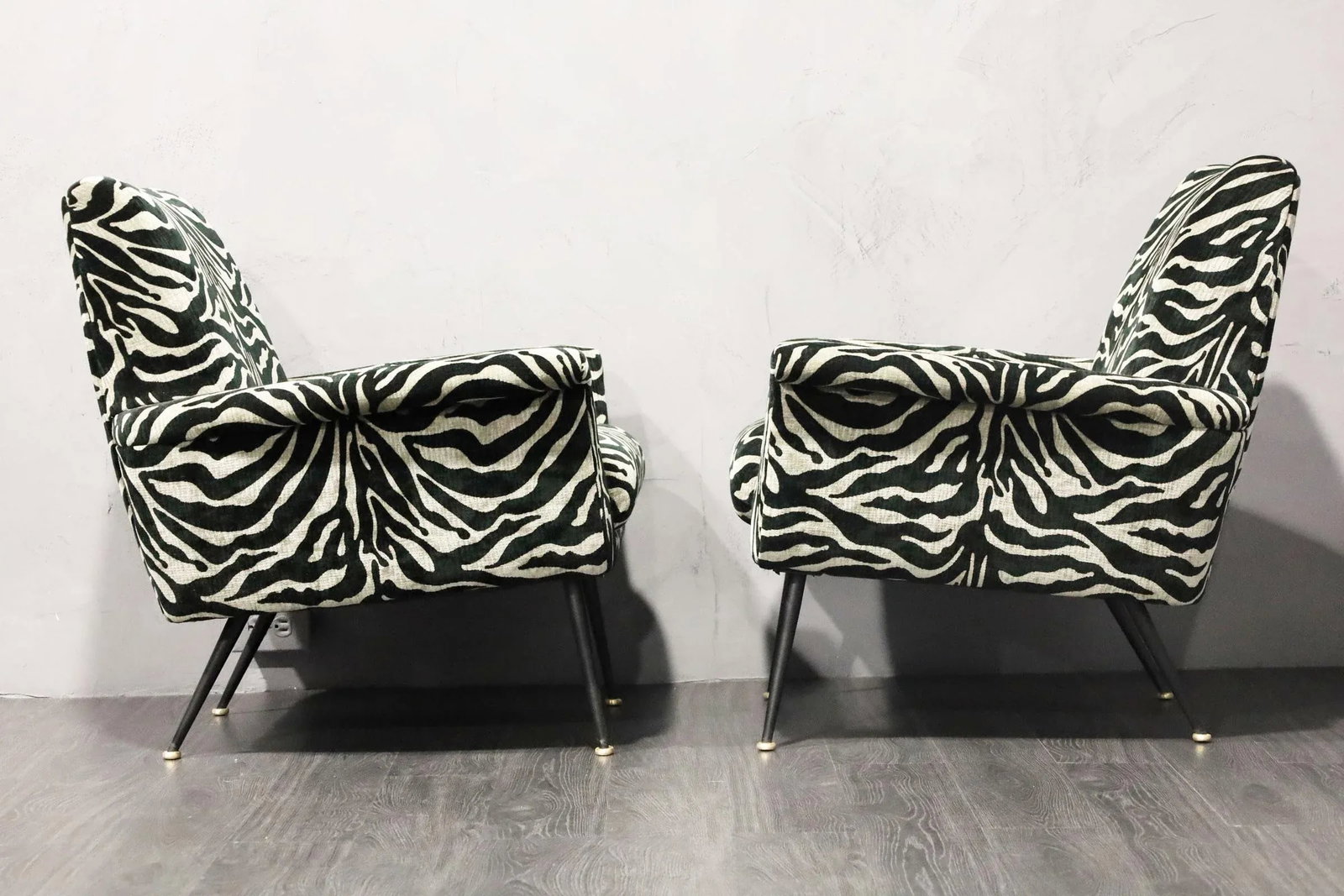 Mid 20th Century Pair of French Lounge Chairs in New Upholstery - 7