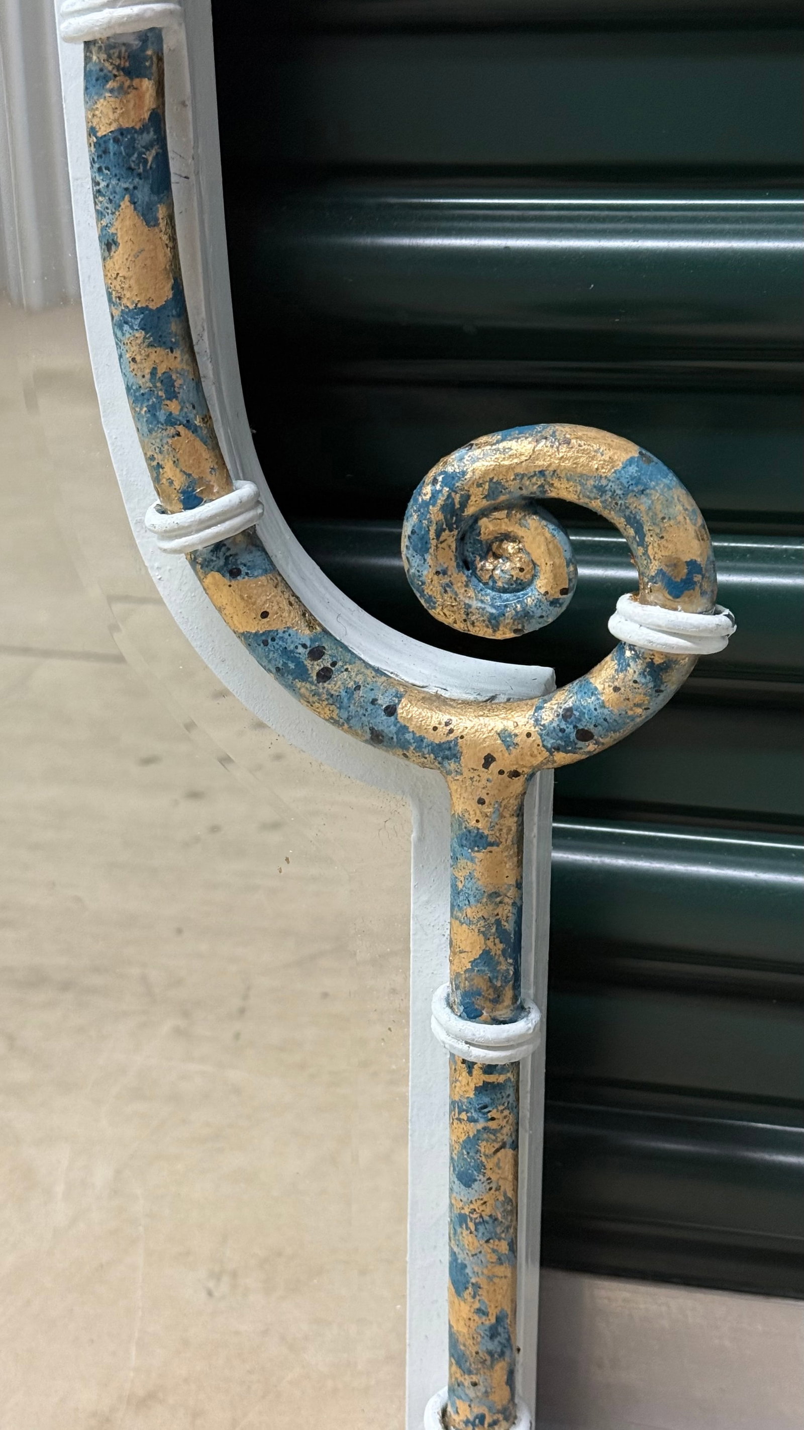 Vintage Palm Beach Regency Uttermost Chinoiserie Pagoda Wall Mirror - Bespoke Blue and Gold Finish - - 5