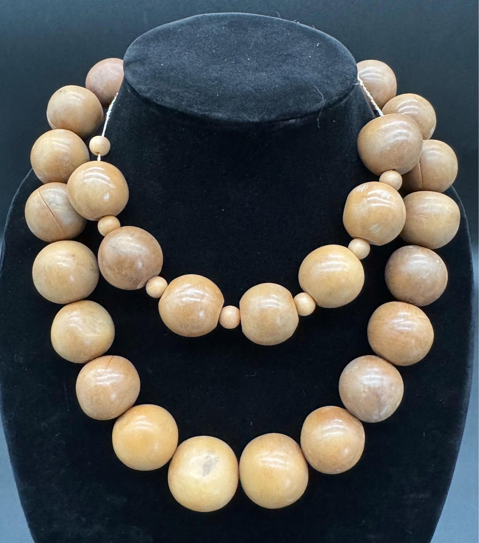 1930s African Copal Faux Amber Trade Bead Necklace and Bracelet Set, Brown. - 18