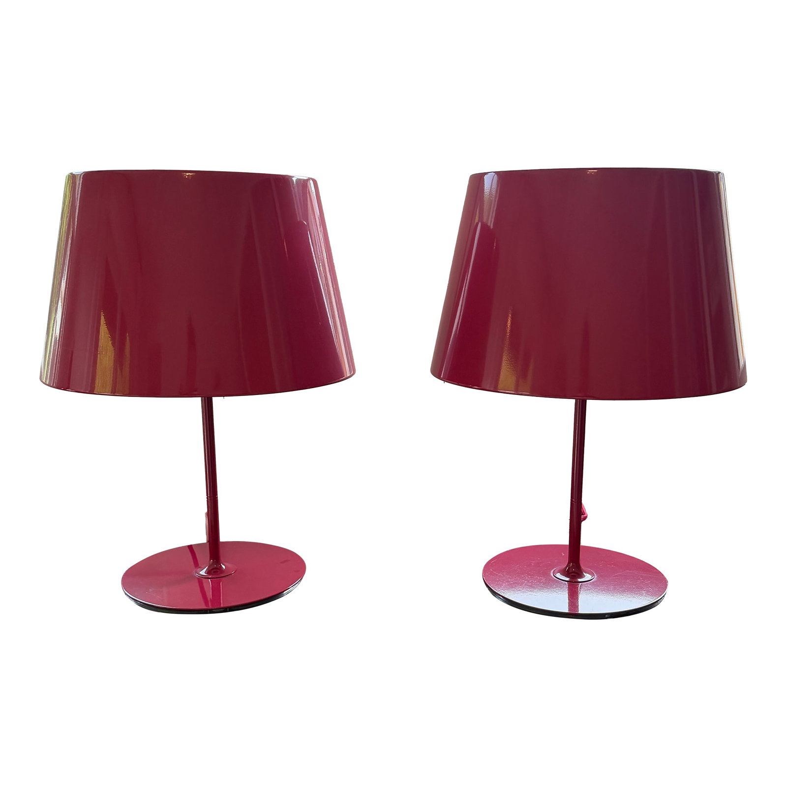Vintage Ikea Kulla Red (Winered) Table Lamps From the 1990 - Set of Two: This pair of rare, winered vintage IKEA Kulla table lamps designed in the 1990's by Christina Halskov and Hanne Dalsgaard feature a minimalist sleek design. A steel dome, powder-coated in a saturated