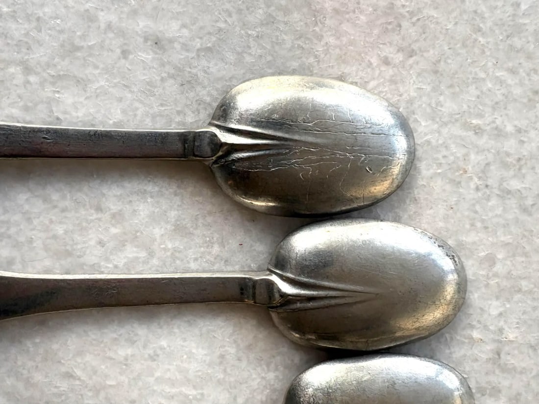 17th Century English Provincial Silver Spoons With Protective Red Suede Covering - Set of 6 Spoons - 2