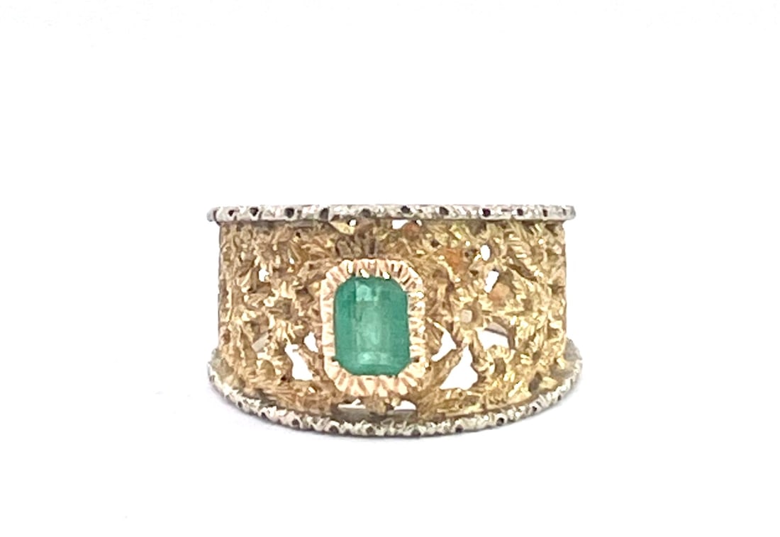 18k Renaissance Inspired Ring W/Emerald Center, Size 7.25 - 9