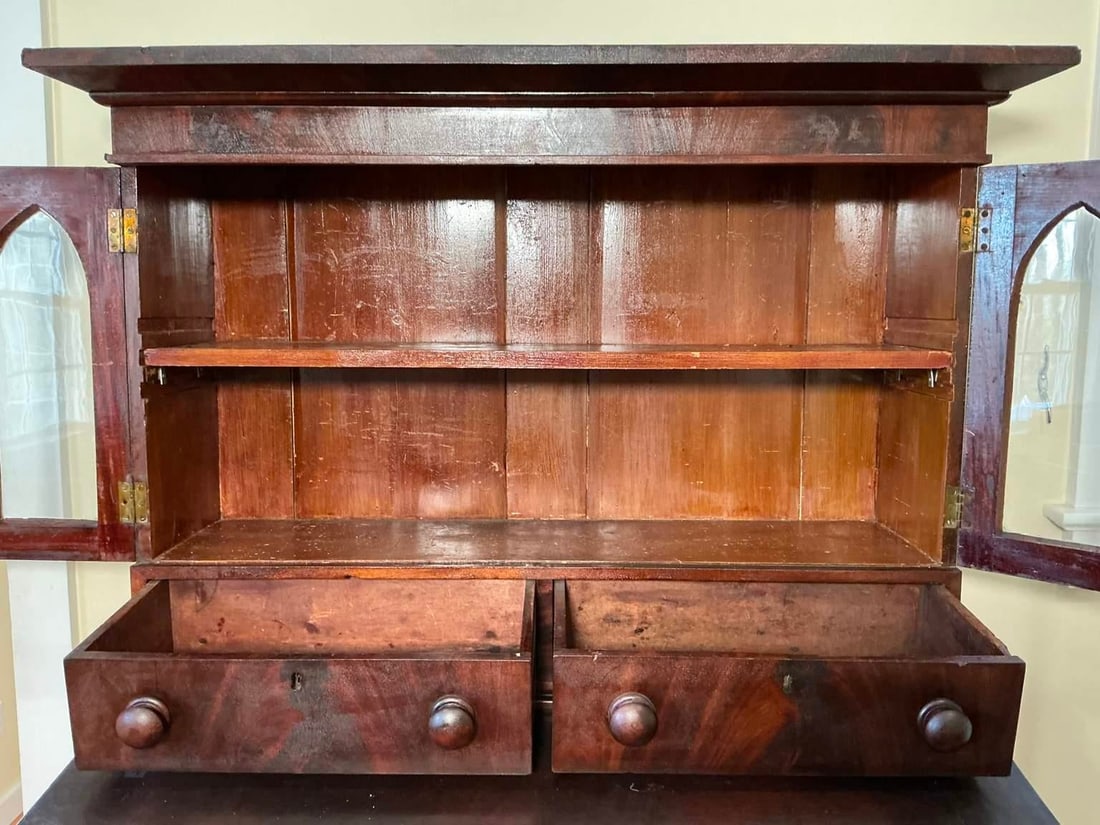 Antique American Federal Style Flame Mahogany Secretary-Bookcase Early 1800 - 6