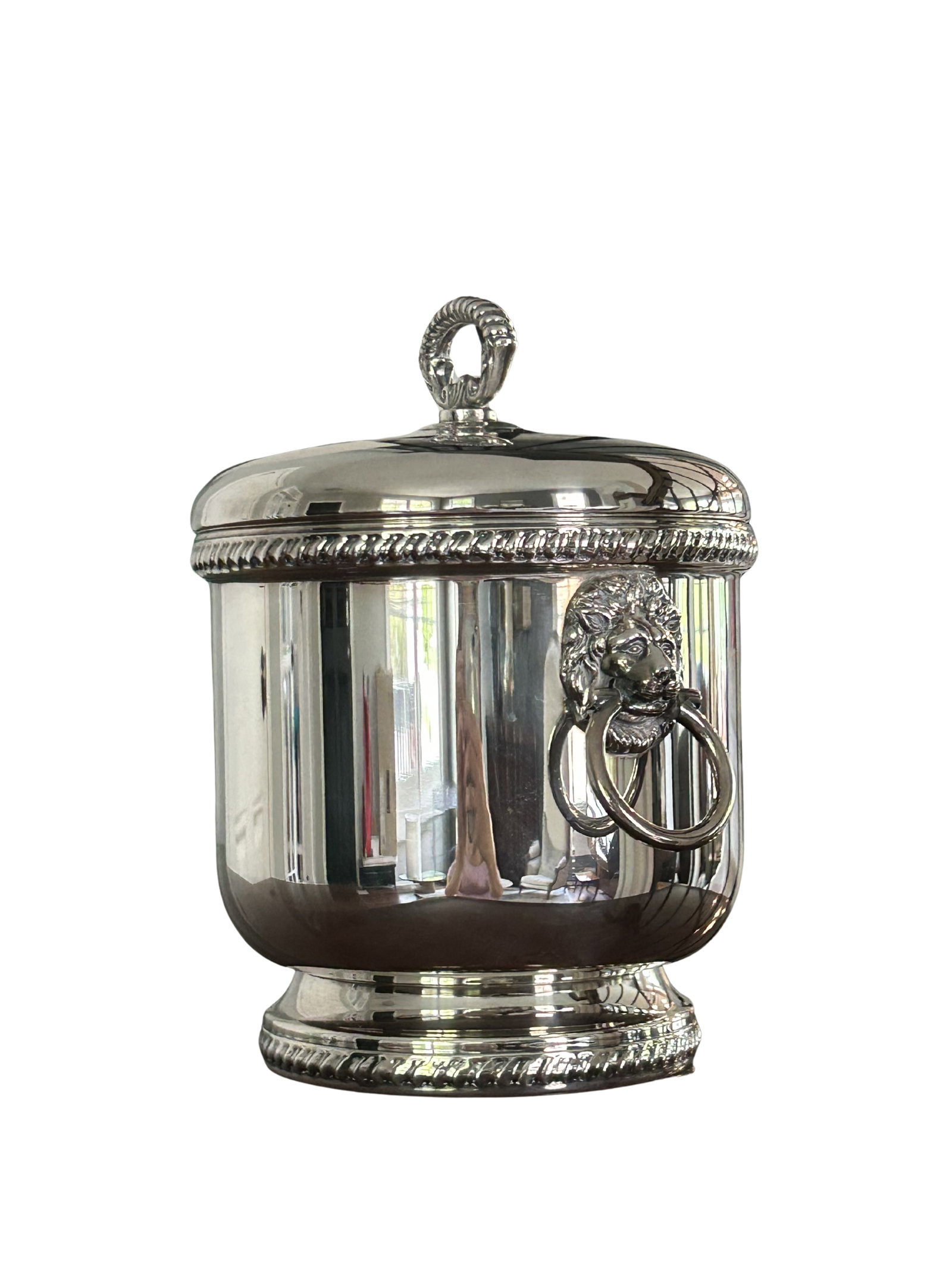 Vintage the Sheffield Silver Co. Silver-Plated Ice Bucket With Lion Head Handles, Milk Glass Liner & - 9