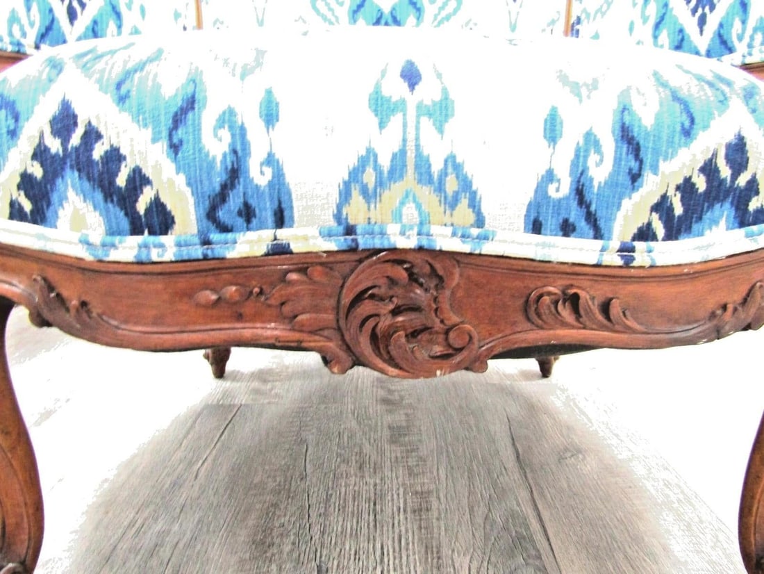 Antique French Louis XV Carved Walnut French Bergère Armchair Ikat 18th Century - 16