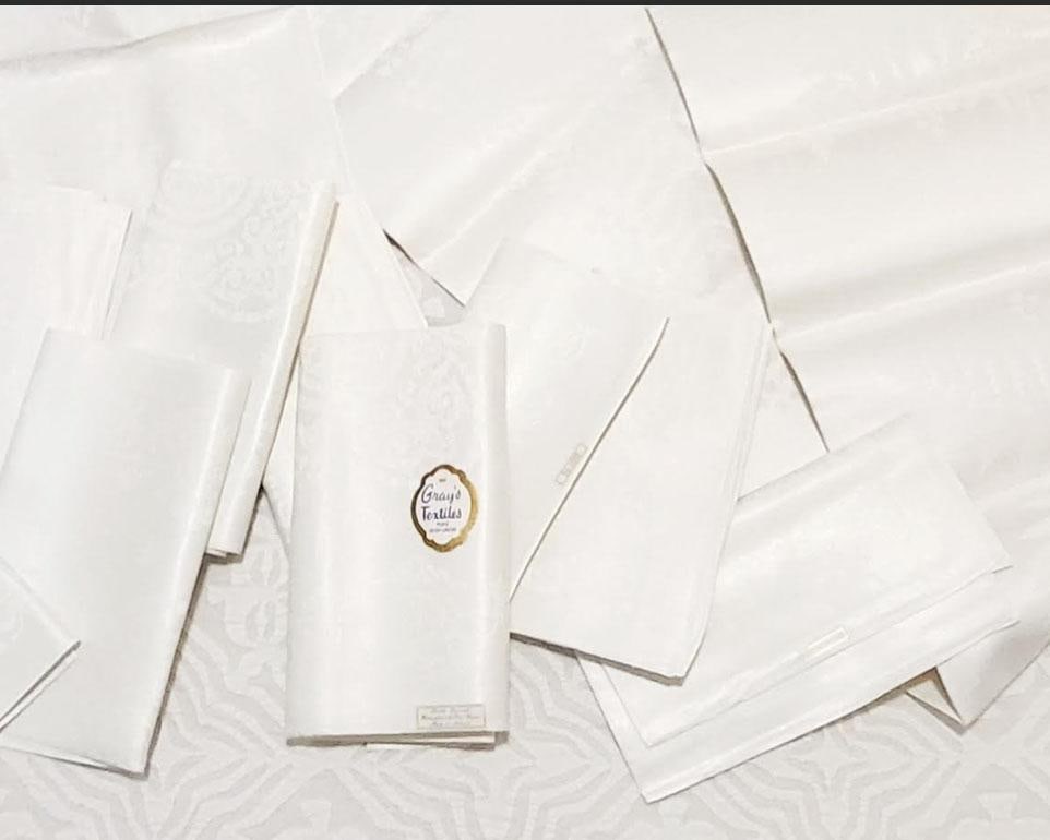 Vintage Grey's Textiles Pure Irish Linens Tablecloth 11 Napkins Factory Condition - 9