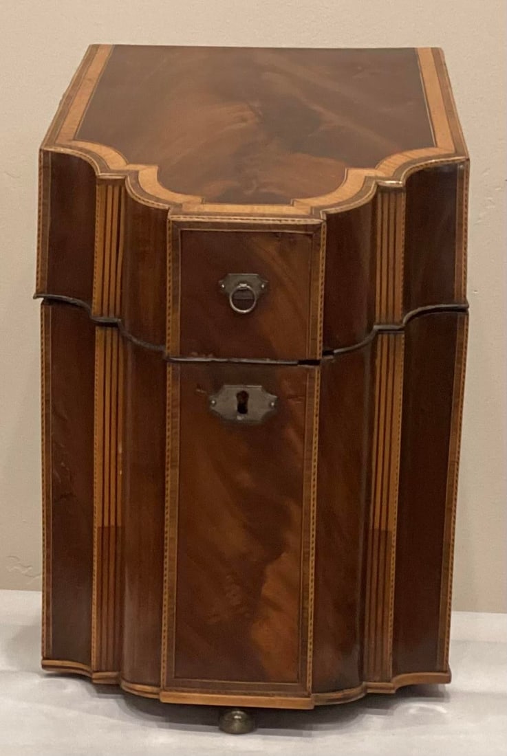 18th C Mahogany Inlaid Knife Box Converted to Stationary Box in 19th C. - 2