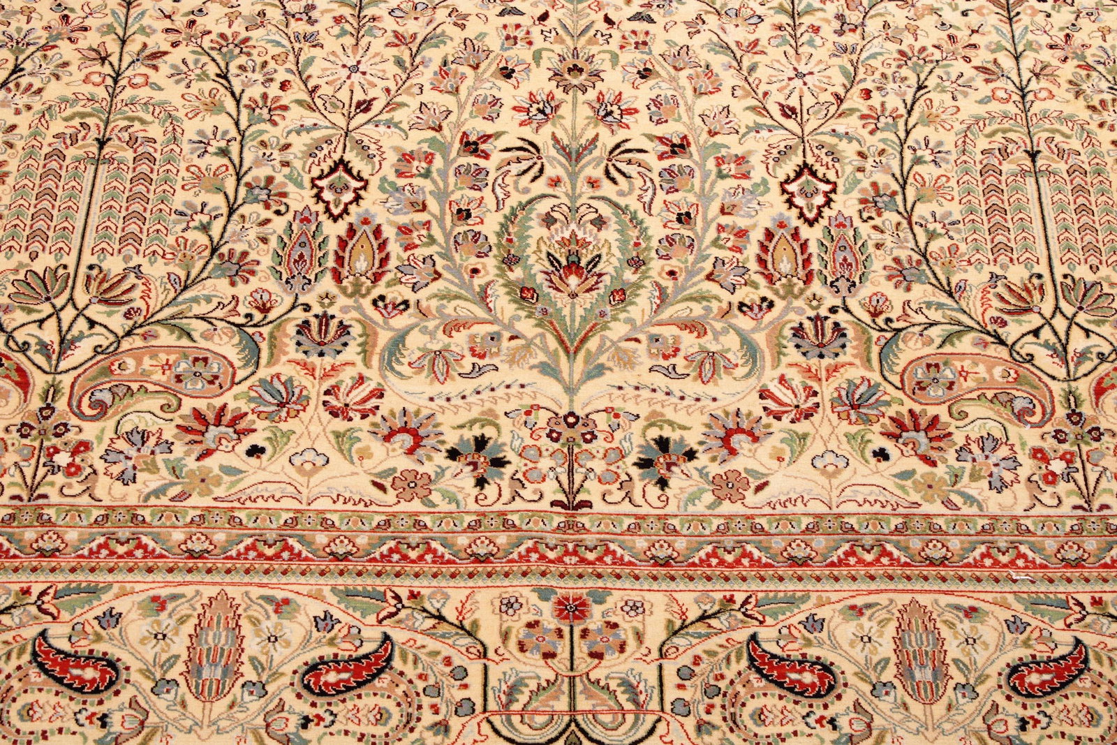 Shabby Chic 1990's Pak-Persian Ivory/Green Wool Rug - 9'4'' X 13'6'' - 6