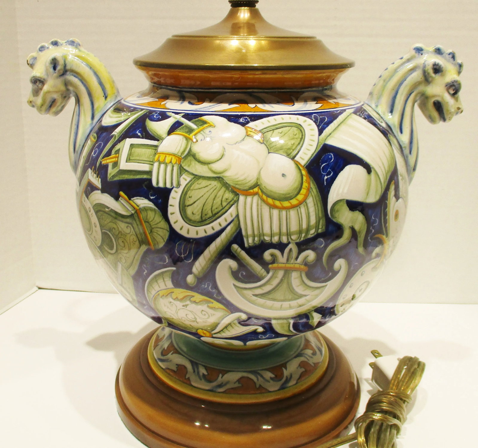 Antique Italian Majolica Cantagalli Vase Mounted as Lamp Circa 1900s - 3