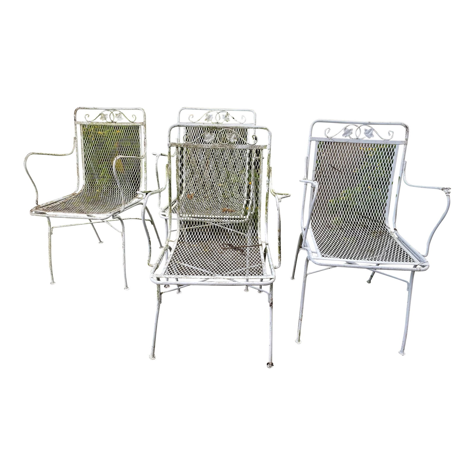 Woodard Maple Leaf Wrought Iron Arm Chairs Set of 4: This is a fabulous set of unsigned Woodard fine quality chairs with a simple Maple Leaf and scroll design on the top of the back. There is some paint loss, rust and greening and there may be a bend