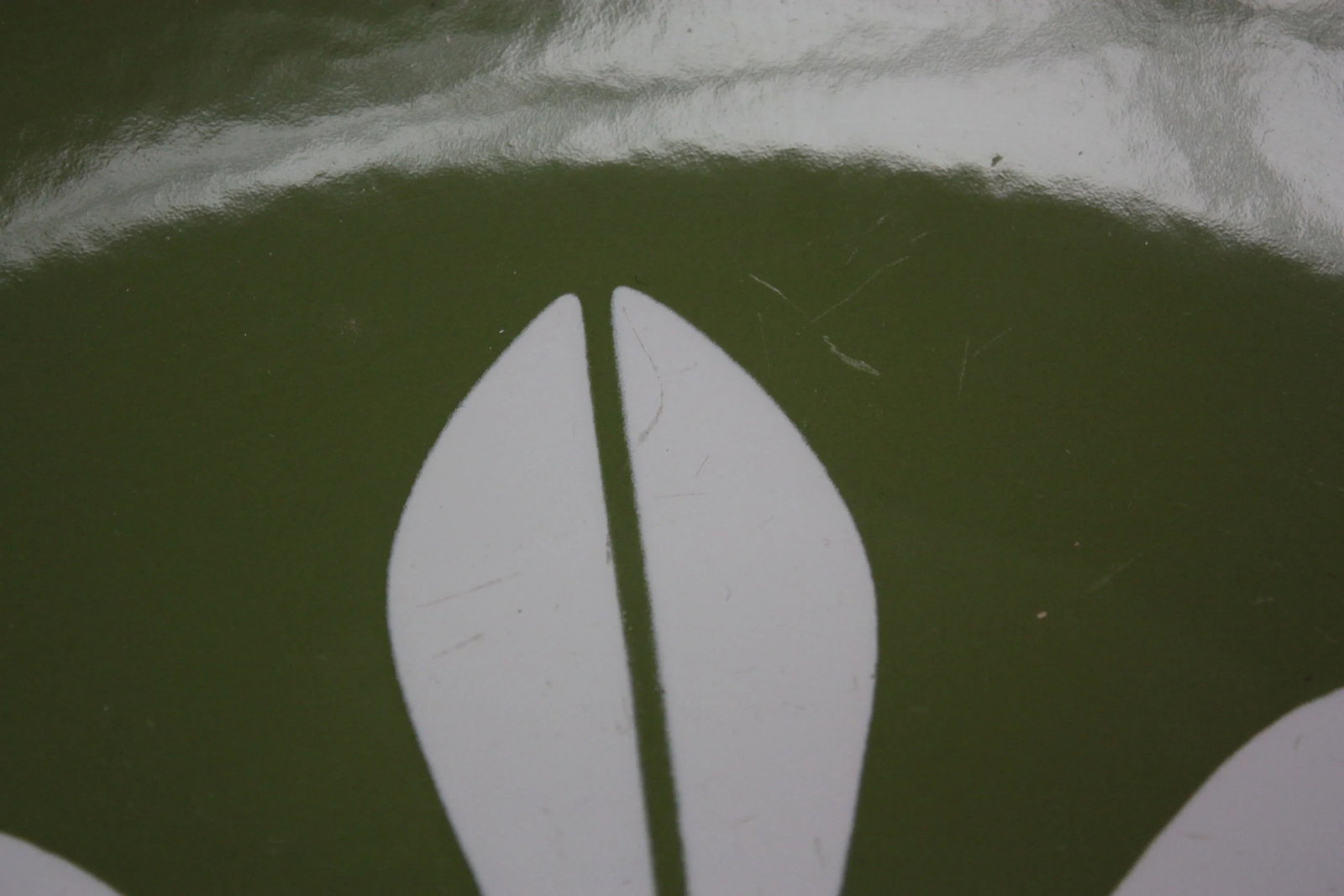Set of Three Green 'Lotus' Enamel Plates by Arne Clausen for Cathrineholm - 8