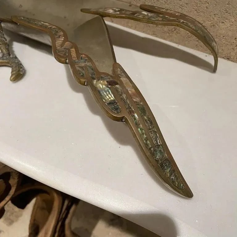 1970s Handwrought Parrot Dish Metal Stone Style Los Castillo Mexico - 7