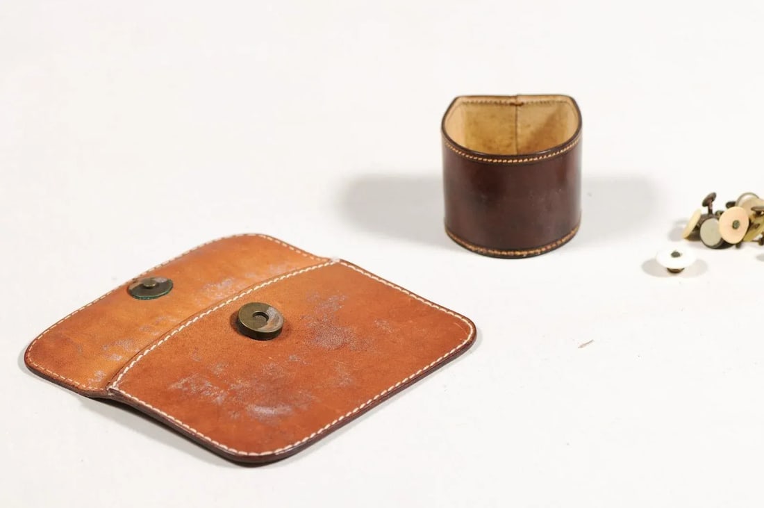 English Victorian Period 19th Century Brown Leather Case with Button Box - A Pair - 11