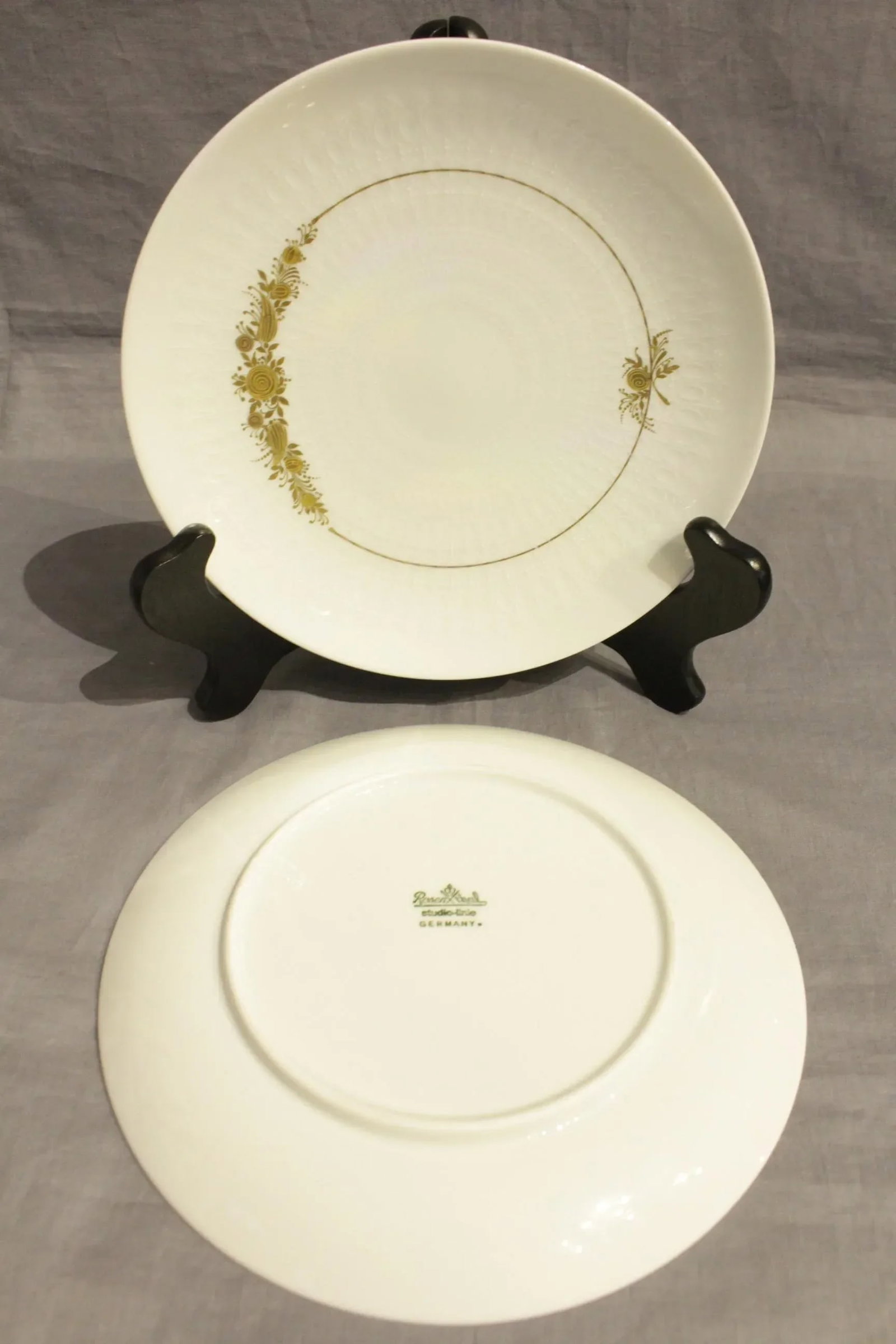 1970s Rosenthal Studio-Linie Dessert Service C.1970 - Set of 34 - 5