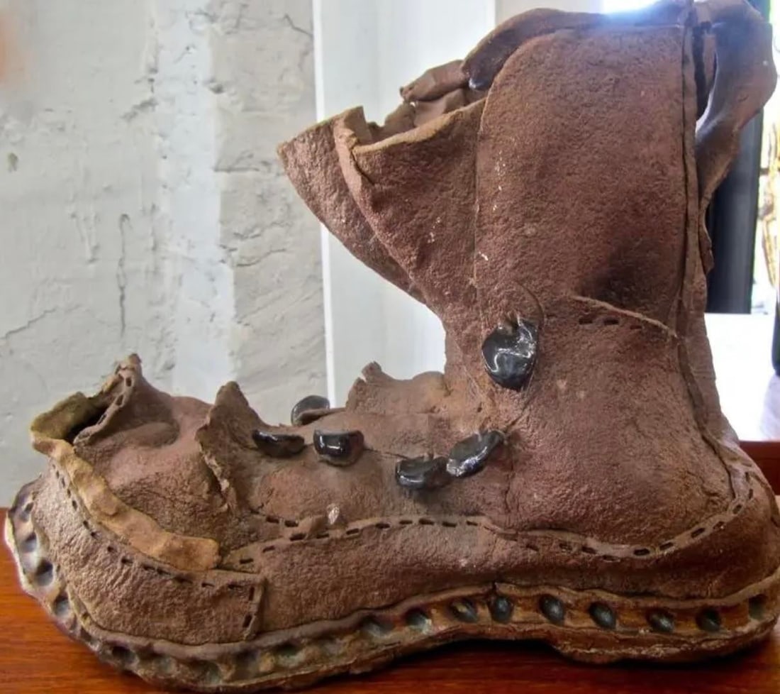 1960s Outsider Art Clay Boot Sculpture - 2