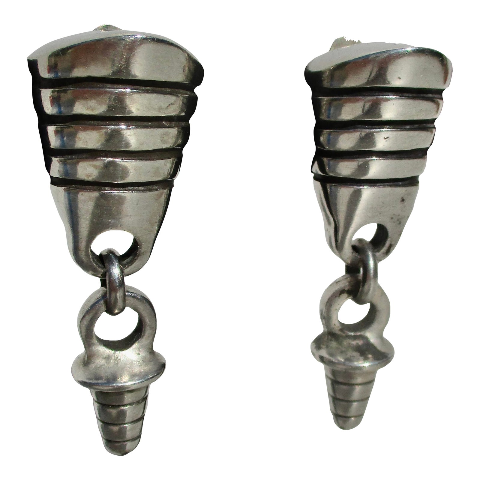 Vintage Modernist Sterling Silver Clip-on Earrings: Signed clip-on earrings by JENKS. Signed Jenks and 925, Lisa Jenks, late 20th century. Wonderful Industrial Art Deco Modernist style. The measurements are 2" by .75". Very solid weight 27.6 Dwt. INV