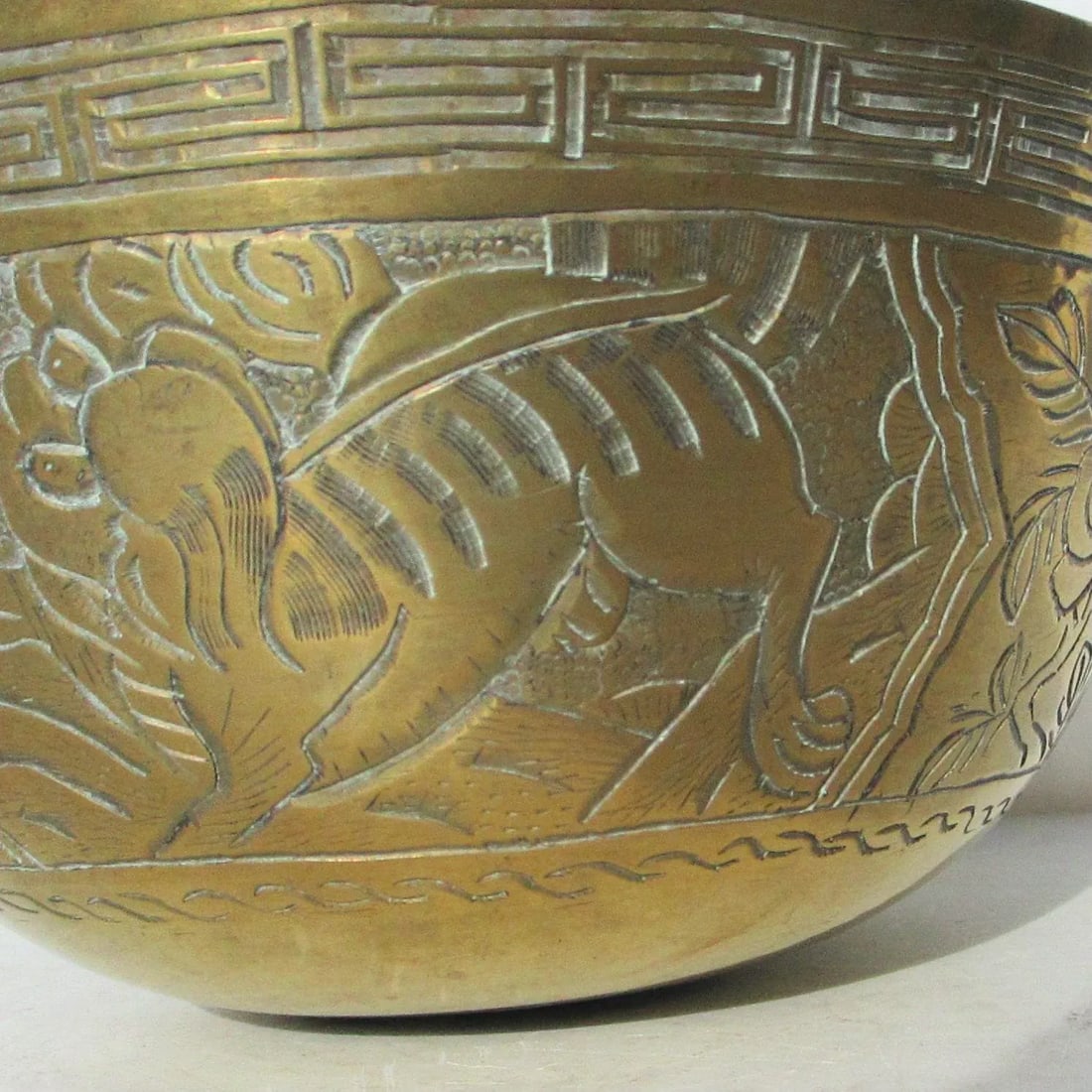 Chinese Bronze Water Gong Bowl Early 20th Century - 7