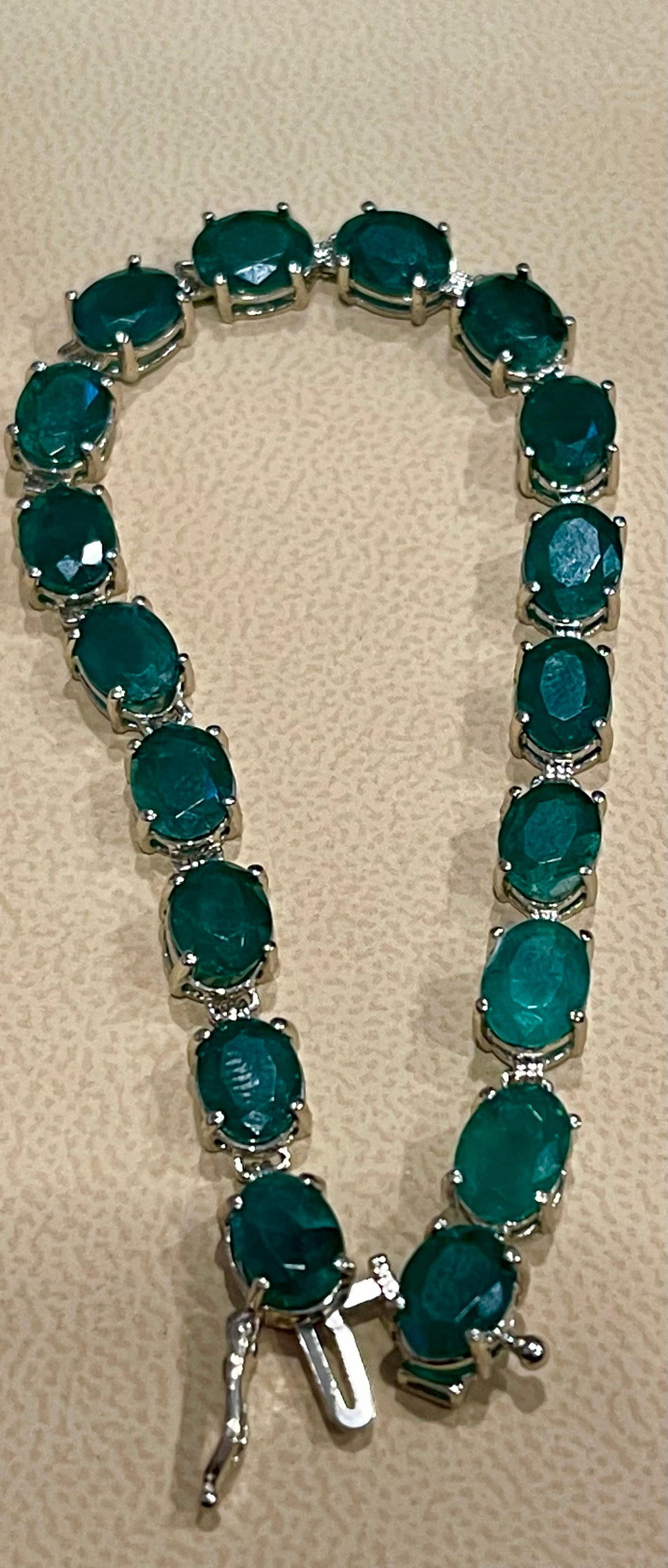 23 Carat Natural Emerald Cocktail Tennis Bracelet 14 Karat White Gold - 4