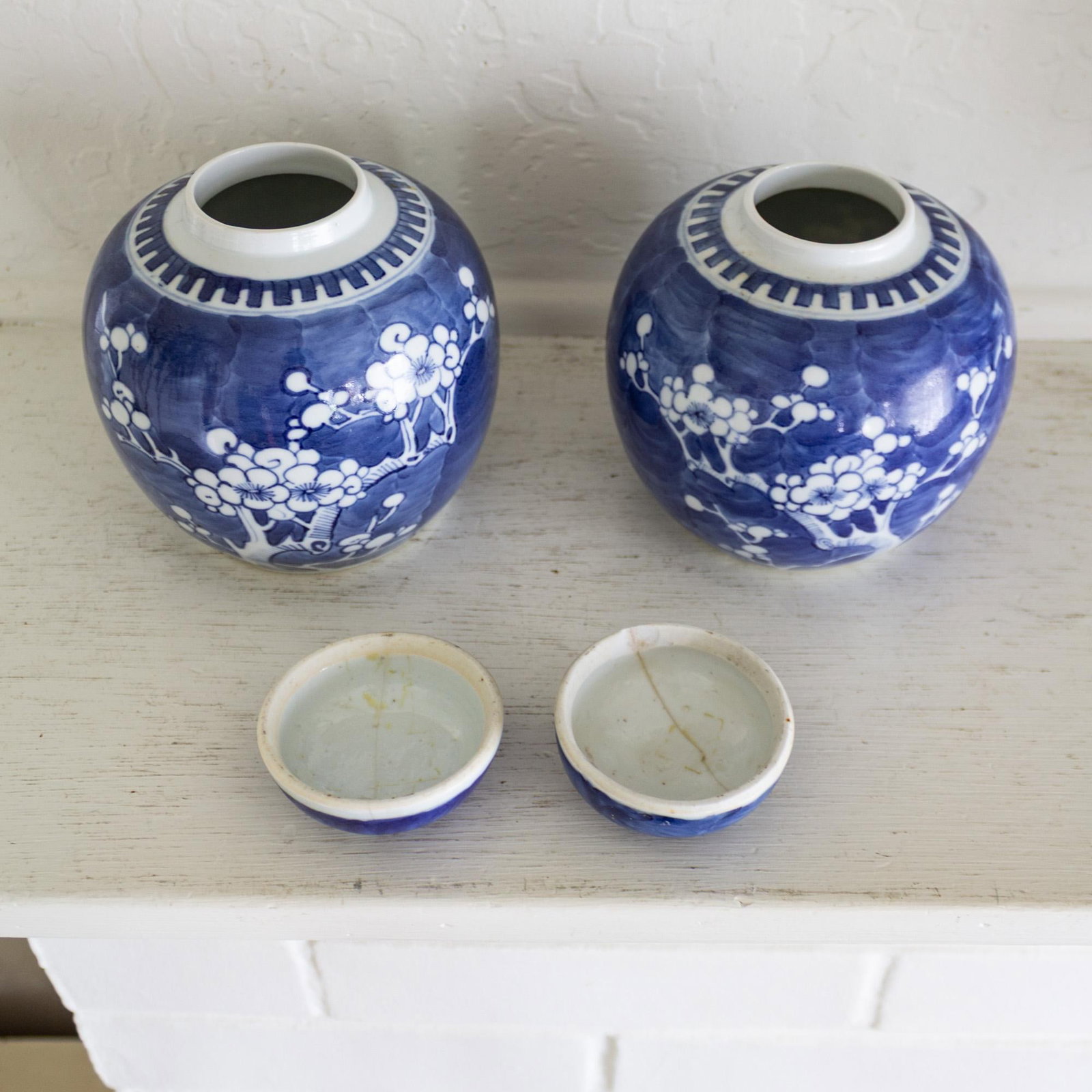 Pair of Blue and White Chinese Chinoiserie Prunus Blossom Lidded Ginger Jars - 14