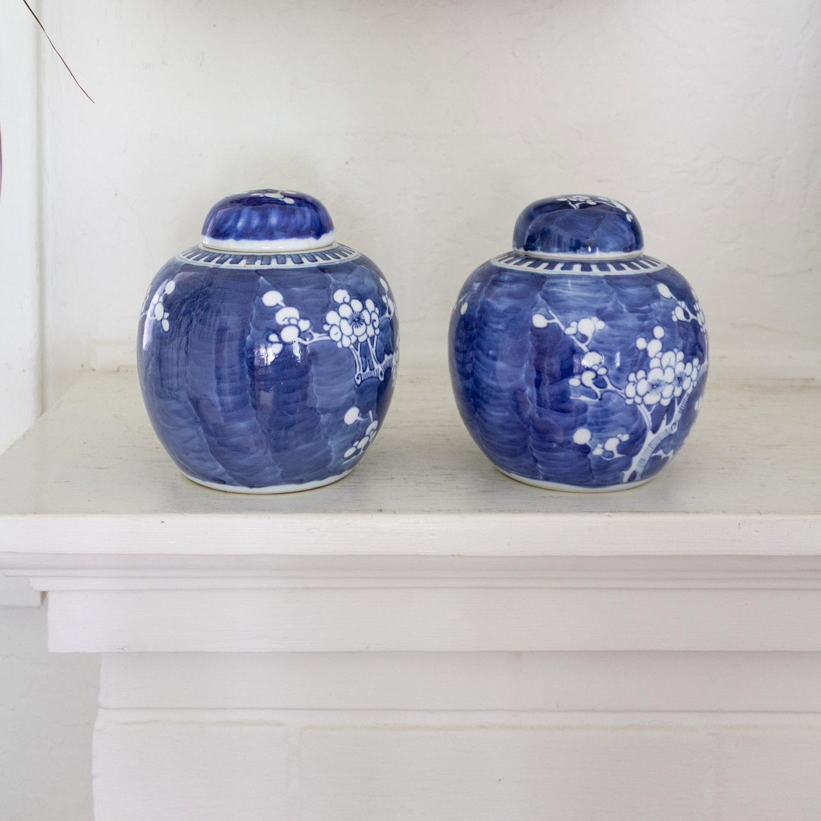 Pair of Blue and White Chinese Chinoiserie Prunus Blossom Lidded Ginger Jars - 6