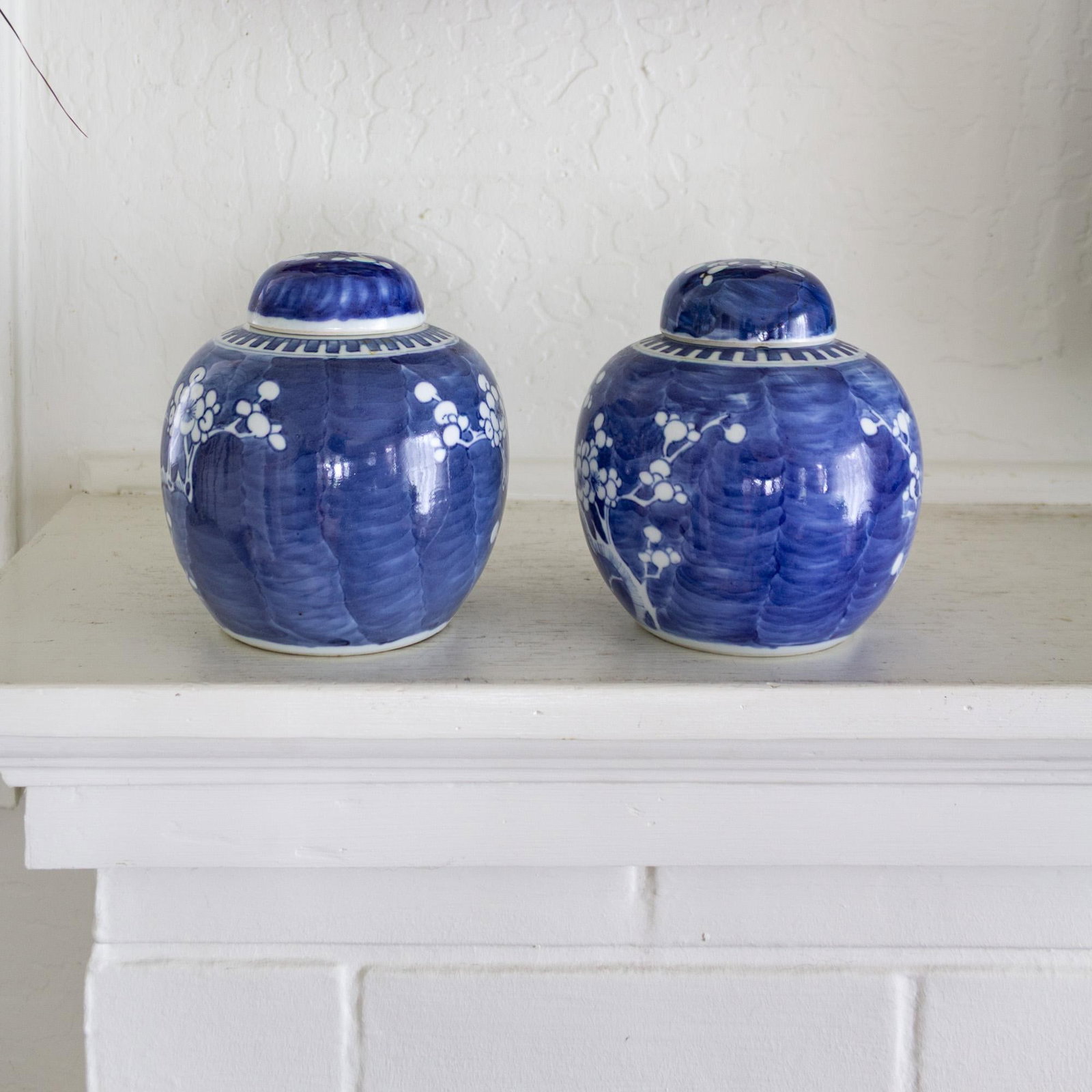 Pair of Blue and White Chinese Chinoiserie Prunus Blossom Lidded Ginger Jars - 9