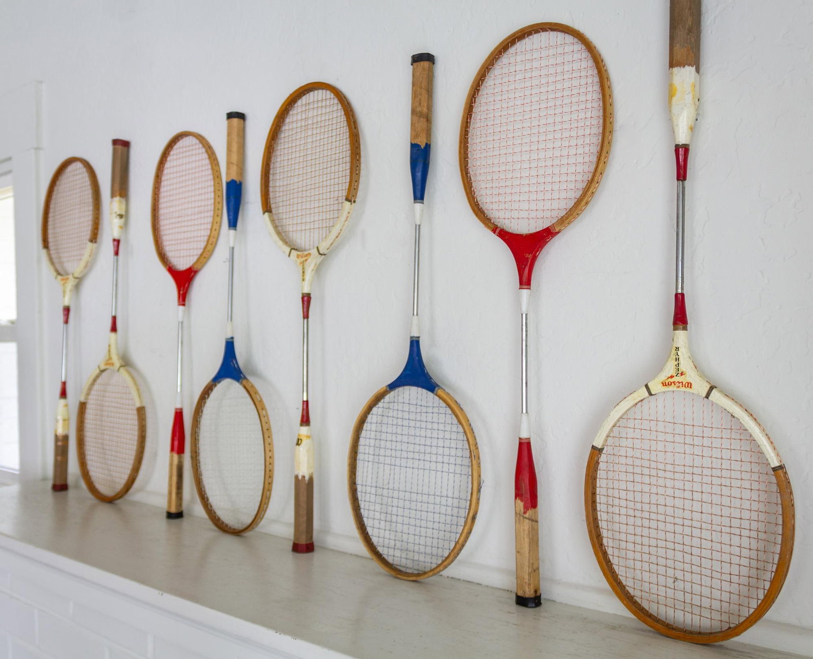Set of Vintage Wooden Wilson Zephyr Badminten Rackets Red White and Blue - 7